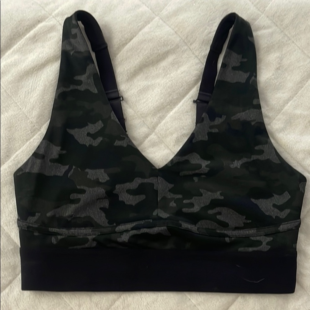 Army print fabletics sports bra size small